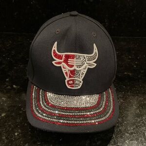CHICAGO BULLS NBA Basketball Cap with SWAVORSKI Crystals Ultra Game Authentic
